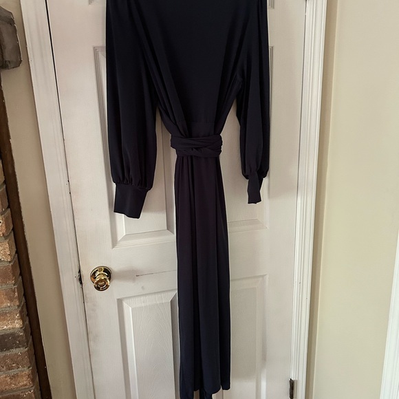 Cross front midi dress - Picture 4 of 5
